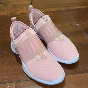 Puma dare soft foam shoe